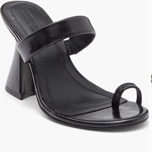 🟠NWT STEVE MADDEN Renie Flared Heel Leather Sandal in Black